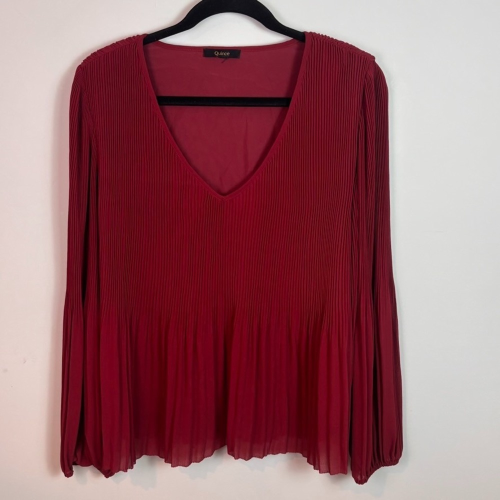 Quince Womens Chiffon Pleated V-Neck Burgundy Blouse sz Small Workwear Holiday